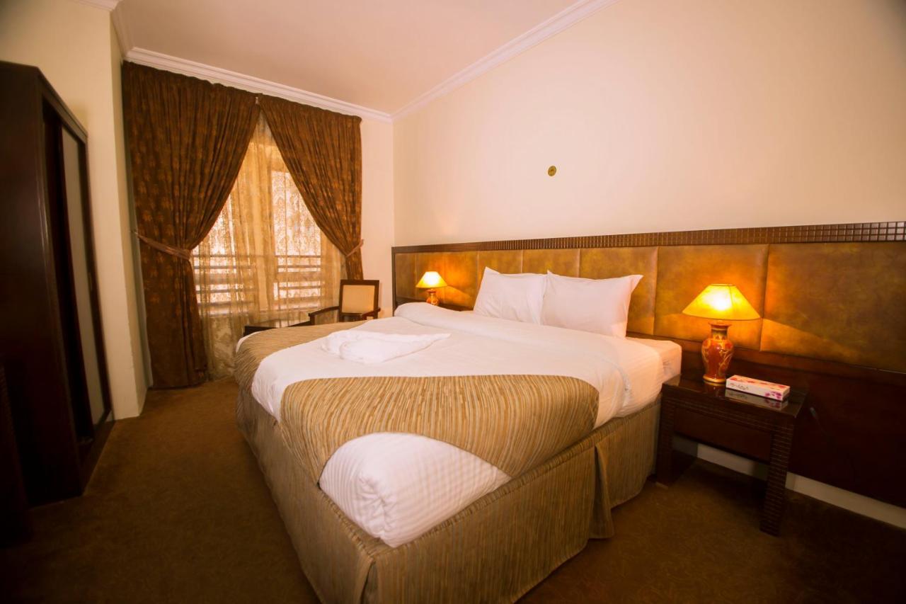 Al Zahra Hotel 麦地那 外观 照片